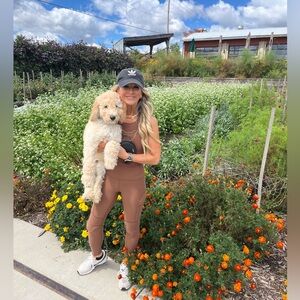 Meet your Posher, Lisa